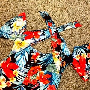 BNWT!!!!! Beautiful Island Romper Plus Size 3X